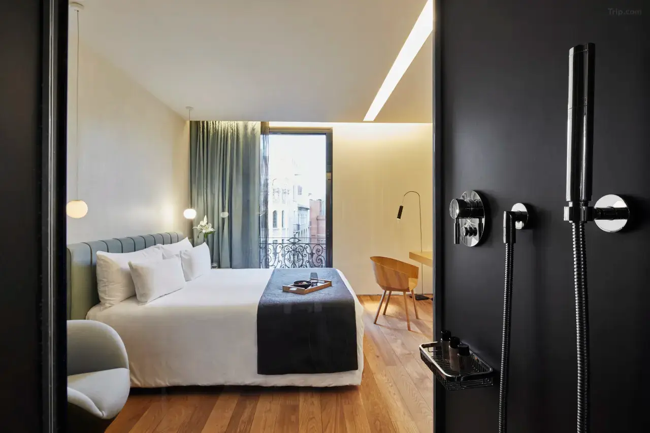 Design Room — Trip.com listing photograph